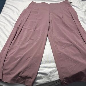 Athleta Wide-Leg Crop Pants in Dusty Mauve